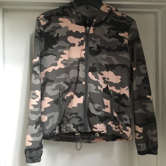 26 International Jackets & Blazers - Camo jacket